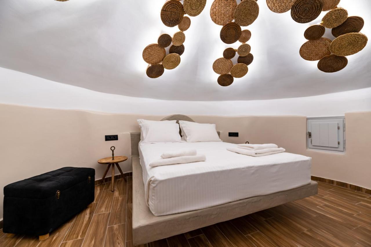 Вилла Lami Traditional Windmill - With Private Pool And Jacuzzi Пиргос